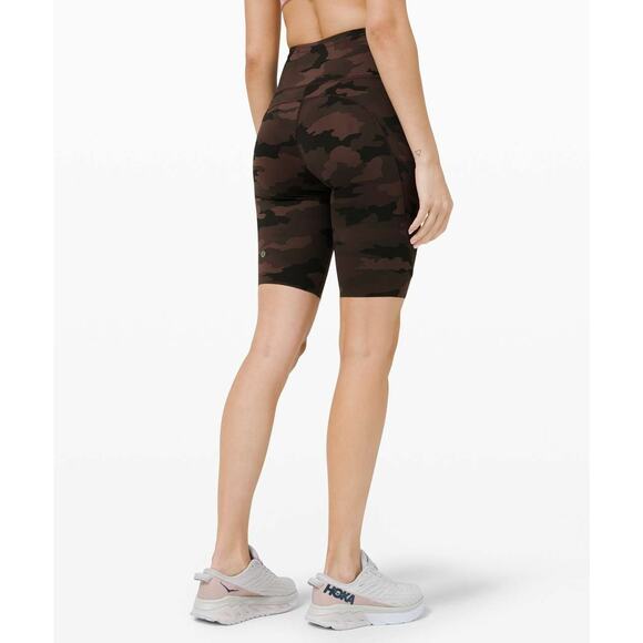 Lululemon 10" Bike Shorts – Camo Brown Earth Multi, Size 6 - Picture 5 of 7